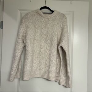 H&M wool blend cable knit oversized beige heavyweight perfect sweater
